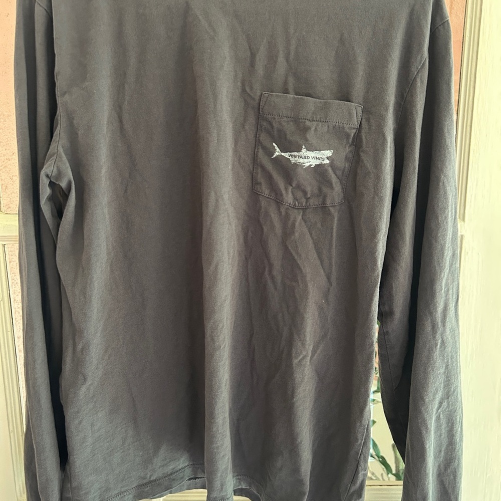 Vineyard Vines Men's Long Sleeve Tee with Shark Logo - Dark Gray